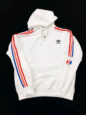 ملابس كاجول