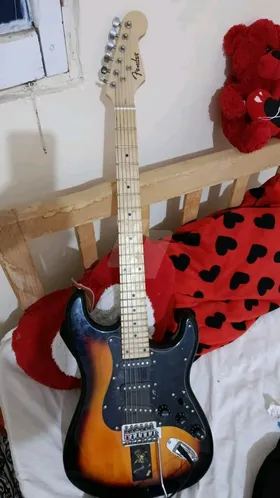 electric guitar 