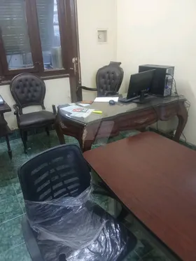 عدد4 مكاتب 