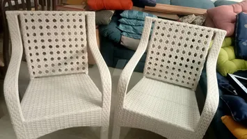 ٤كراسي راتان وترابيزه 