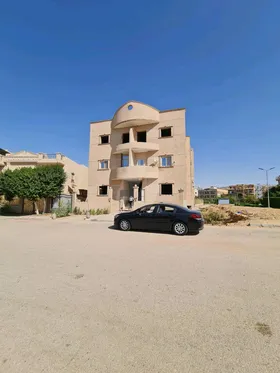 فرصة نصف عمارة للبيع سكن او استثمار موقع استراتيجي فيو ممتاز للمتعة بالخصوصيه 