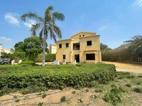 فيلا بدون تشطيب للبيع بسعر لقطةبمدينتي