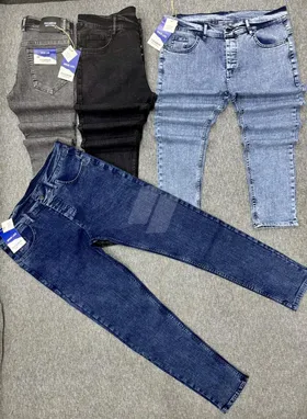 بنطلون جينز 