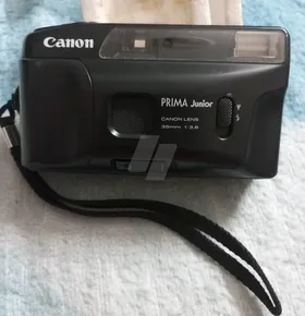 كاميرا كانون