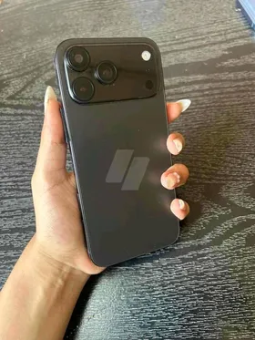 Iphone 17 pro max first high copy