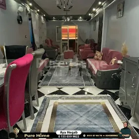 شقه للبيع - الحضرة - خطوات من المحمودية