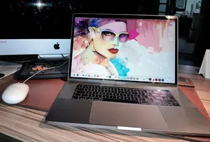 MacBook Pro 2019 Tutch Bar 16 inch i9 أعلى مواصفات لأقوى جهاز