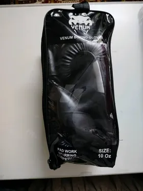 جلفز ملاكمة المستورد Venom 