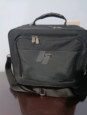 شنطة لاب توب 