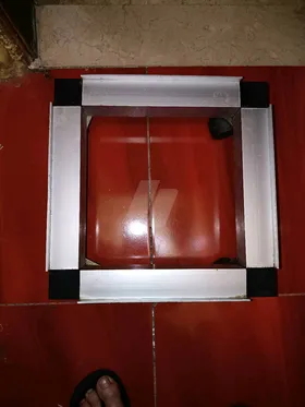  3قاعدة انبوبة و2منظم انبوبة