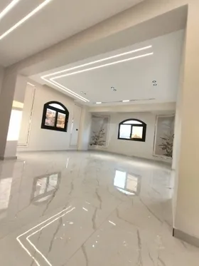 لمن يبحث عن الفخامة الحقيقية وتشطيب VIP أول سكن 