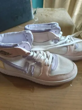 كوتشى حريمى