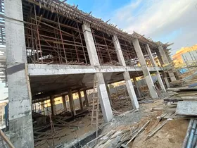 للبيع مكتب اداري متشطب استلام سنه في القاهره الجديده التجمع الخامس علي محور جمال عبدالناصر تقسيط