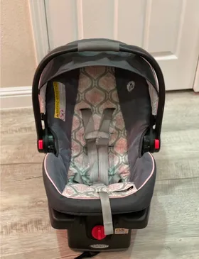 Graco click connect Travel System