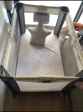 Graco pack n play / سرير لعب للأطفال جراكو