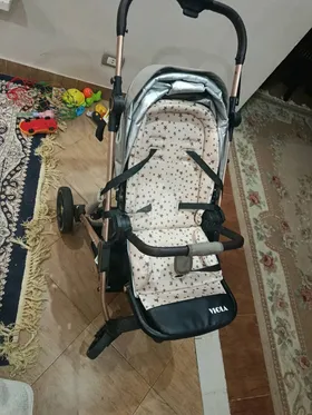 عربة أطفال 'فيولا' (Viola Stroller) - ذهبي في أسود - حالة كالجديدة