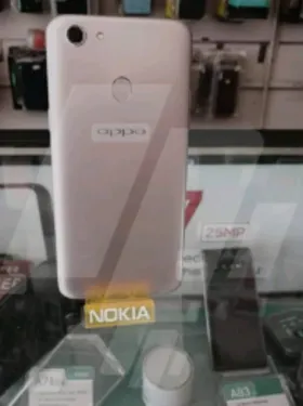 OPPO F5