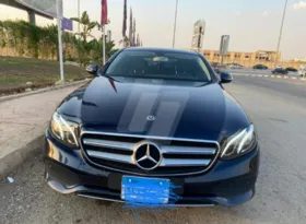 Mercedes E 180  2017