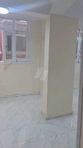 شقه للايجار إداري المندرة 