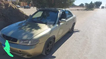  Daewoo _ Nubira _ 1997