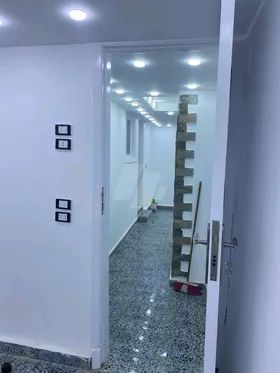 شقه ايجار اداري بمدخل خاص بالياسمين فيلات