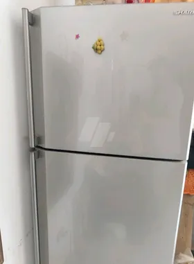 ثلاجة شارب 