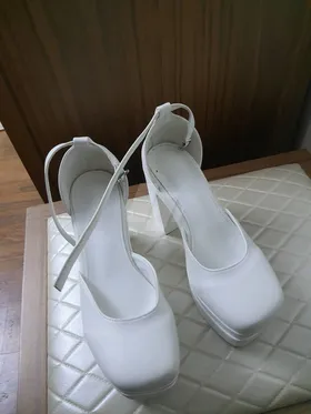 white shoes for wedding 