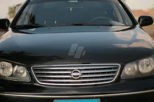 نيسان صنى موديل 2008