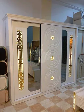 غرف نوم كبيرة مودرن فوررى Deda 