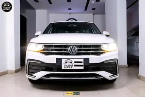 Volkswagen _ Tiguan R-LINE 2023