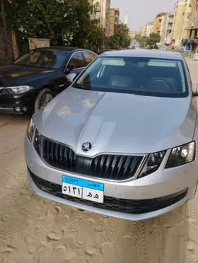 سياره للبيع سكودا اوكتافيا موديل 2020