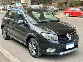 رينو سانديرو 2019