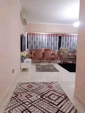 شقه غرفتين للإيجار 