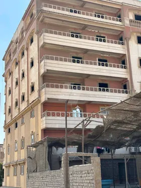 عمارة علي طريق الاتوستراد