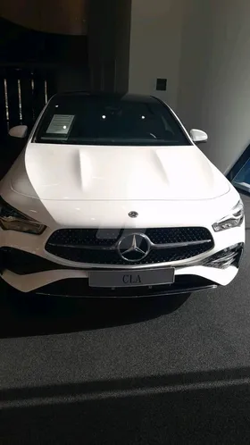 Mercedes cla200 2025
