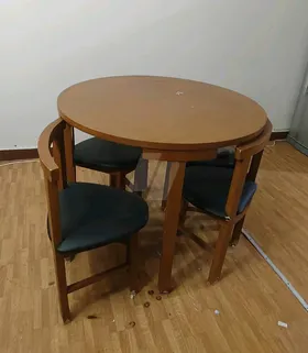 سفرة ٤ كراسي