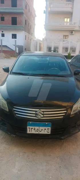 سوزوكي سياز ٢٠١٥