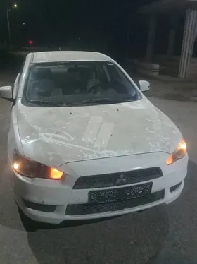 ميتسوبيشي لانسر 2015