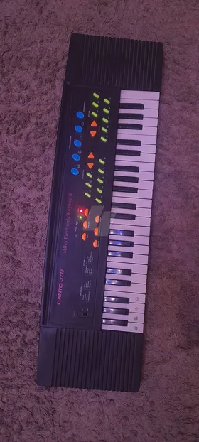 Miles Electronic Keyboard piano