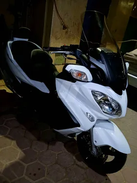 Suzuki Burgman 