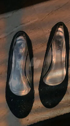 جزمة سواريه  
