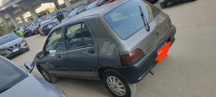 رينو كليو 1995