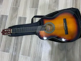 جيتار شامل الشنطة