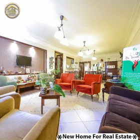 شقه 210م للبيع